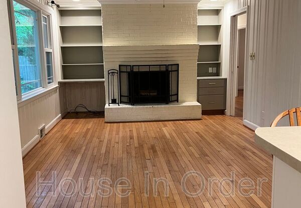 8 OAKWILDE DR