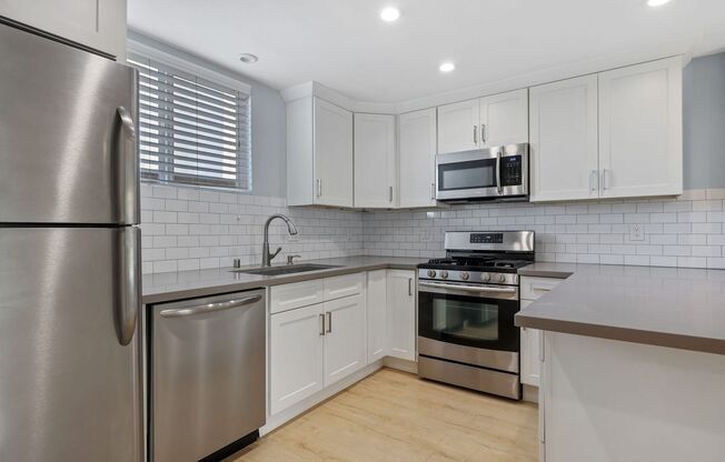 1 bed, 1 bath, $2,475