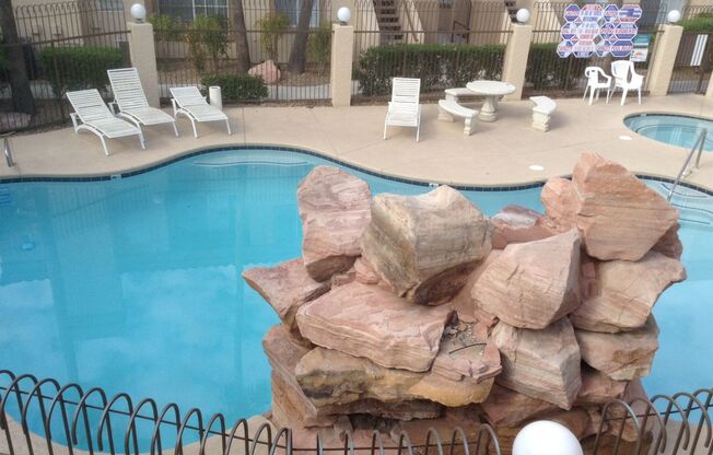 2 beds, 1 bath, 1,018 sqft, $1,700, Unit Hillpointe Rd. 1722