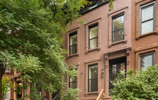 525 MADISON ST