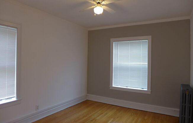 2 beds, 1 bath, 1,000 sqft, $1,850, Unit 305