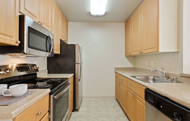 1 bed, 1 bath, 693 sqft, $2,085, Unit D202