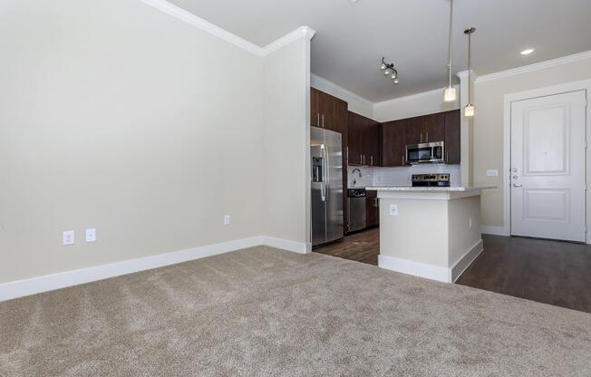 1 bed, 1 bath, 718 sqft, $1,684