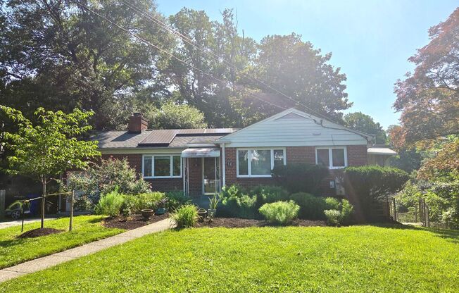 Lovely 4 BR/2 BA Single-Family Home in Silver Spring!