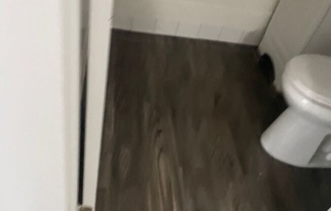 Studio, 1 bath, 400 sqft, $1,200, Unit 203B