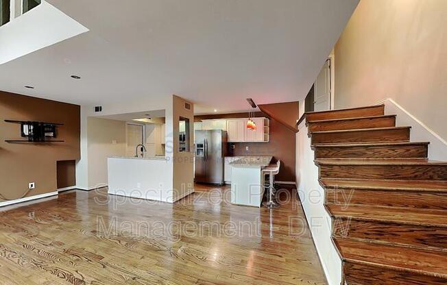 2933 SHELBY AVE