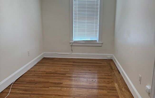 1 bed, 1 bath, 520 sqft, $1,295, Unit 531 Linden St #3