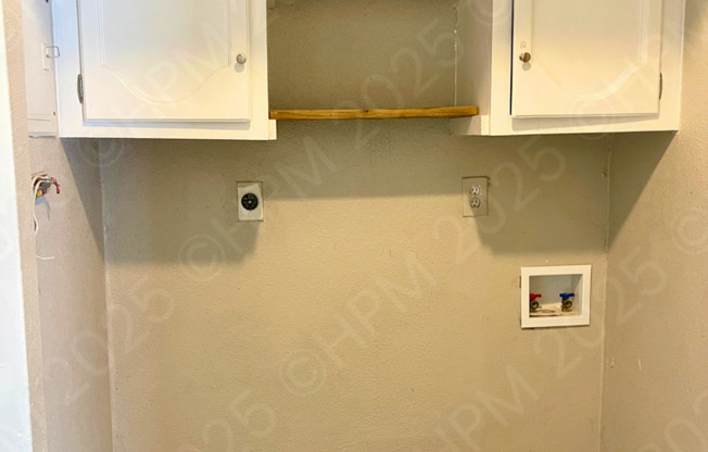 3 beds, 1 bath, $1,200
