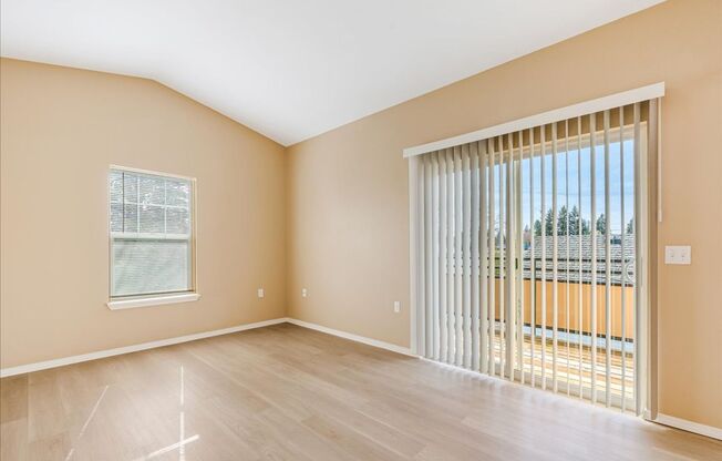 2 beds, 2 baths, 1,005 sqft, $1,400, Unit 5945-201