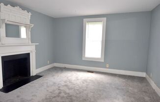 2 beds, 1 bath, $1,395