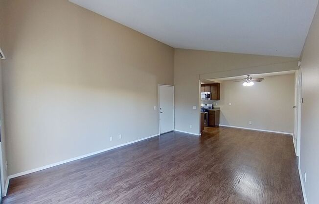 1 bed, 1 bath, 722 sqft, $1,900, Unit #215