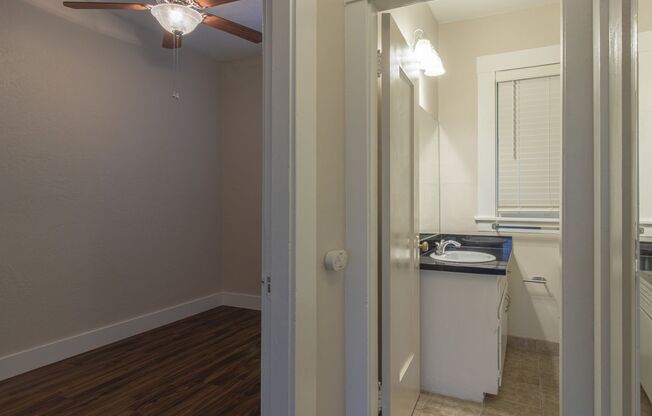 1 bed, 1 bath, 400 sqft, $1,450, Unit 4500-3