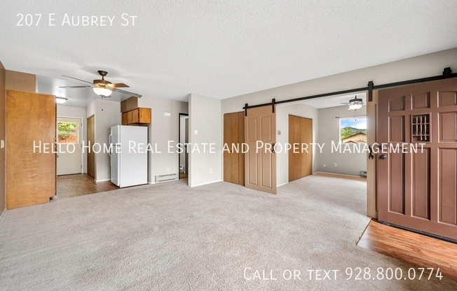 207 E AUBREY ST