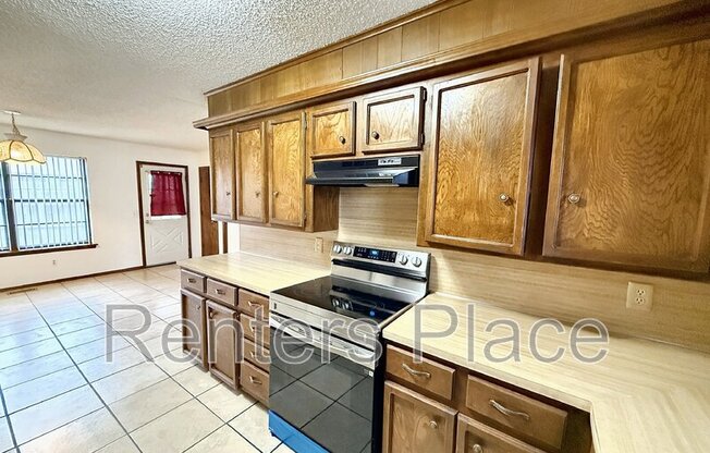 13002 E 39 ST