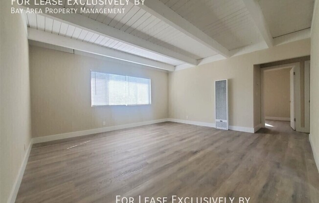 1835 VILLA ST