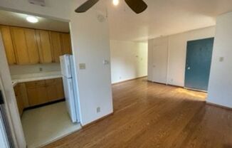 1 bed, 1 bath, $1,795, Unit E