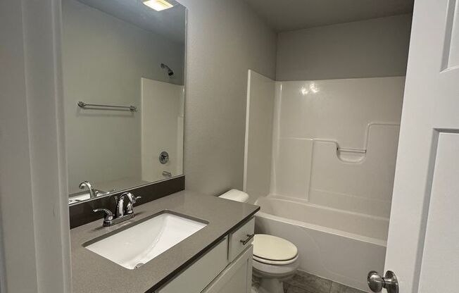 3 beds, 2.5 baths, $2,195