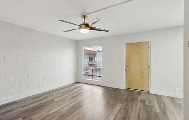 2 beds, 1 bath, 748 sqft, $1,649, Unit E67