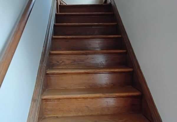 412 West CÃ©sar E. ChÃ¡vez Ave. Unit 2