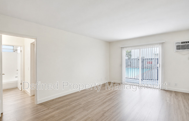 5931 RESEDA BLVD