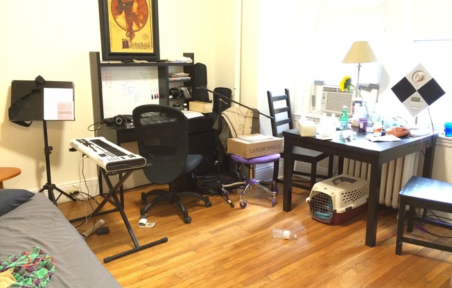 Studio, 1 bath, 361 sqft, $2,100, Unit 03-006