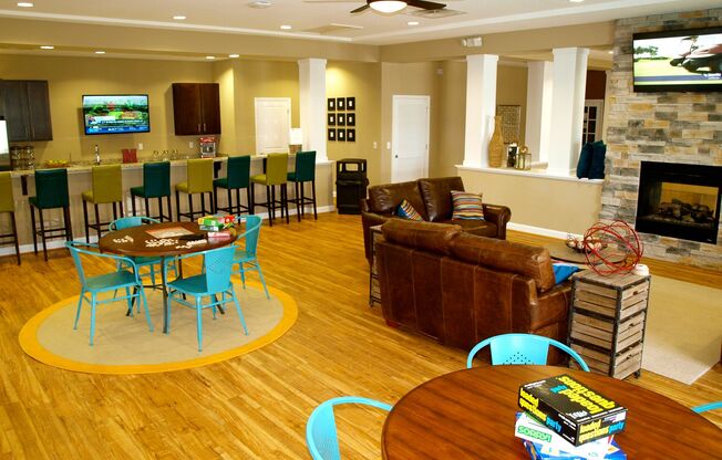 1 bed, 1 bath, $1,595, Unit 900-103