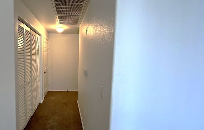 3 beds, 2 baths, $1,675, Unit # 1081