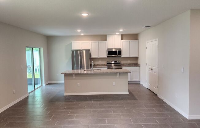 Spacious 4 BR 2 BA 2 CG rental in central Palm Bay