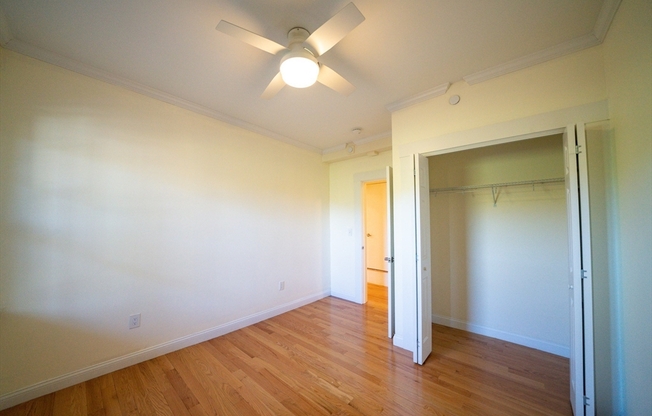 2 beds, 1 bath, $3,650, Unit 12