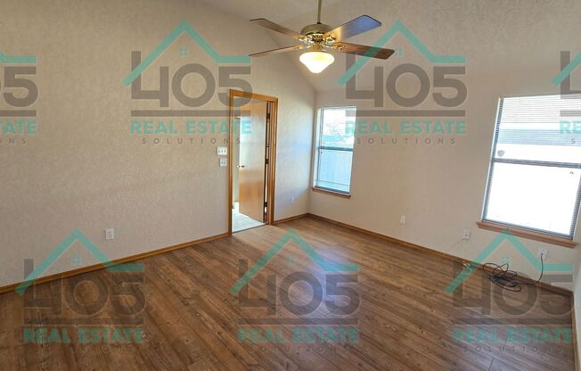 3 beds, 2 baths, $1,600