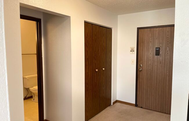 1 bed, 1 bath, 465 sqft, $595, Unit 1929-28