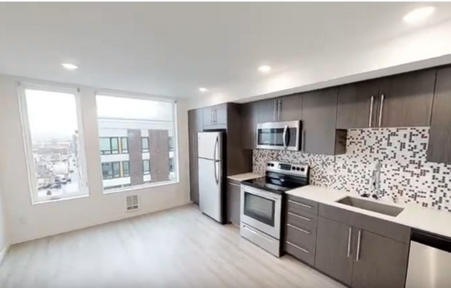 Studio, 1 bath, 272 sqft, $1,350, Unit 711
