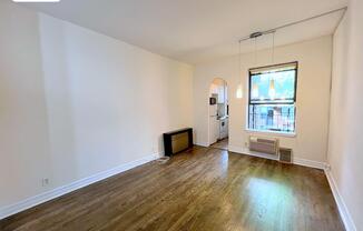 1 bed, 1 bath, $2,750, Unit 3C