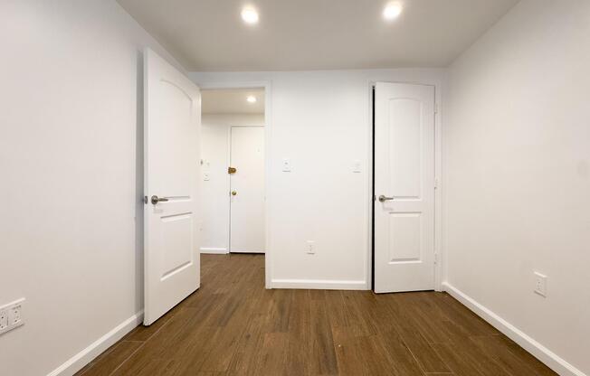 97 10 ROCKAWAY BCH