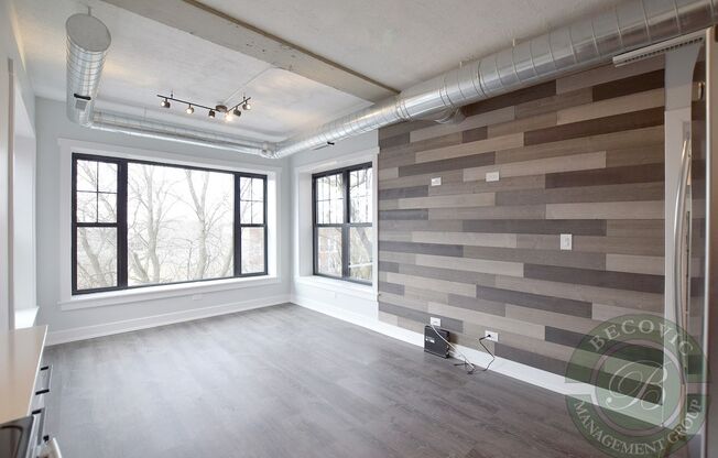 2 beds, 1 bath, 570 sqft, $2,500, Unit 301