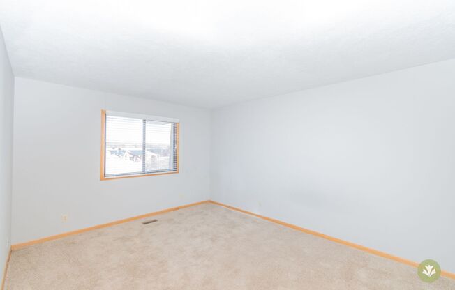 2 beds, 2.5 baths, 1,307 sqft, $1,870, Unit R-89