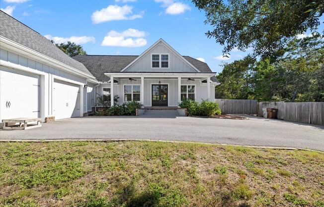 Custom Spacious Gulf Breeze Estate