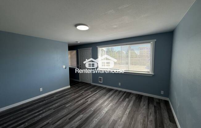20027 30 AVE S