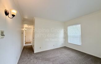 4318 SE MILWAUKIE AVE
