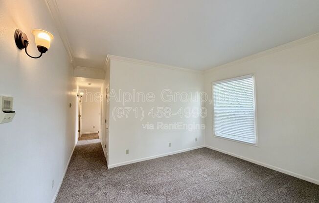 4318 SE MILWAUKIE AVE