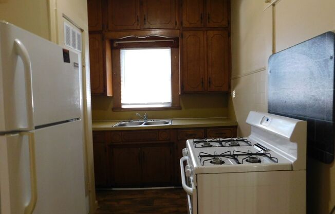 Cute 2 Bedroom 1 Bathroom House