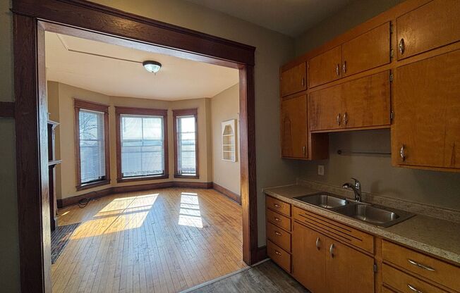 1 bed, 1 bath, 433 sqft, $899, Unit 18