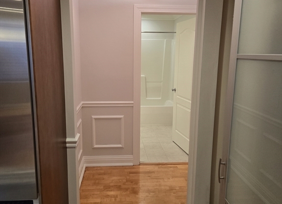 Studio, 1 bath, 436 sqft, $2,700, Unit 309