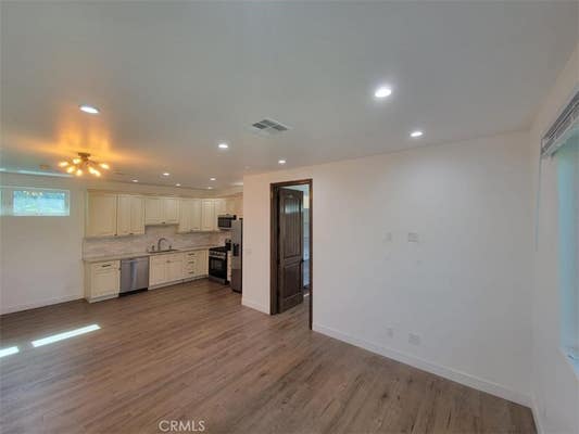 13802 ERWIN ST