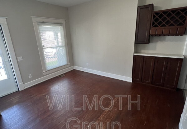2109 E MICHIGAN ST