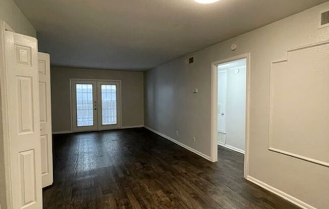 2 beds, 2 baths, 931 sqft, $1,185, Unit 14-1415