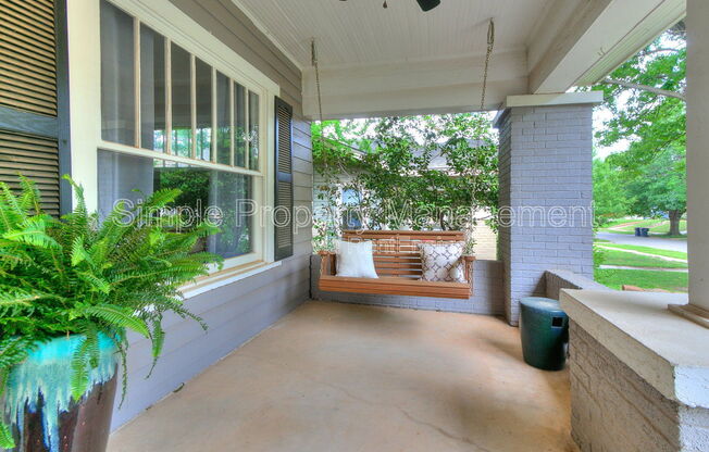 223 NW 21 ST