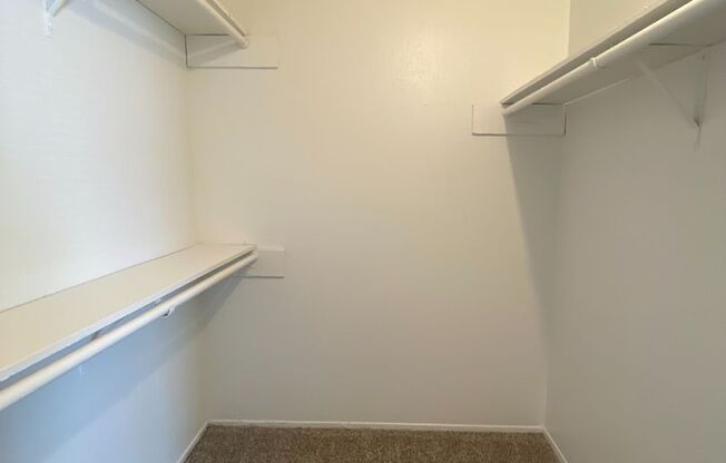 1 bed, 1 bath, 710 sqft, $870, Unit 177