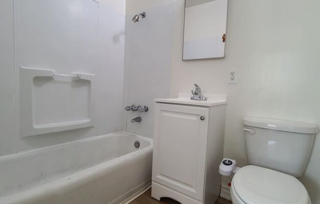 1 bed, 1 bath, 500 sqft, $1,895, Unit B