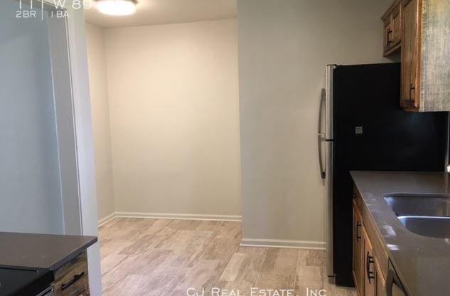 111 W 89 ST